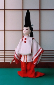Maenaka Eiko